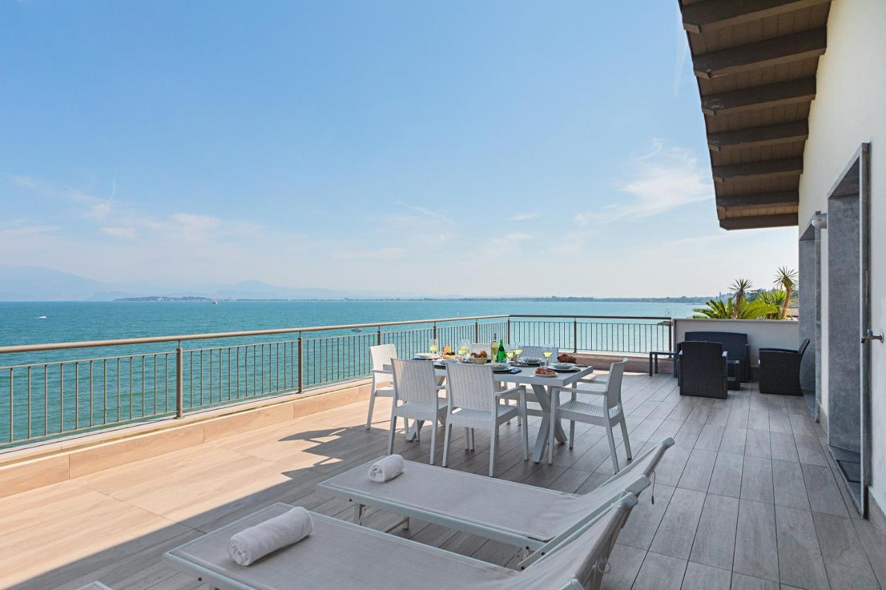 Residenza Miralago By Wonderful Italy Дезенцано-дель-Гарда Экстерьер фото