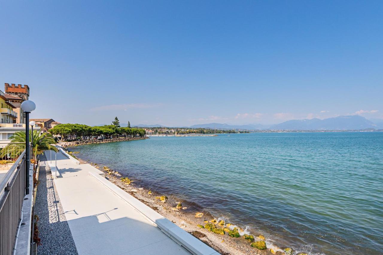 Residenza Miralago By Wonderful Italy Дезенцано-дель-Гарда Экстерьер фото