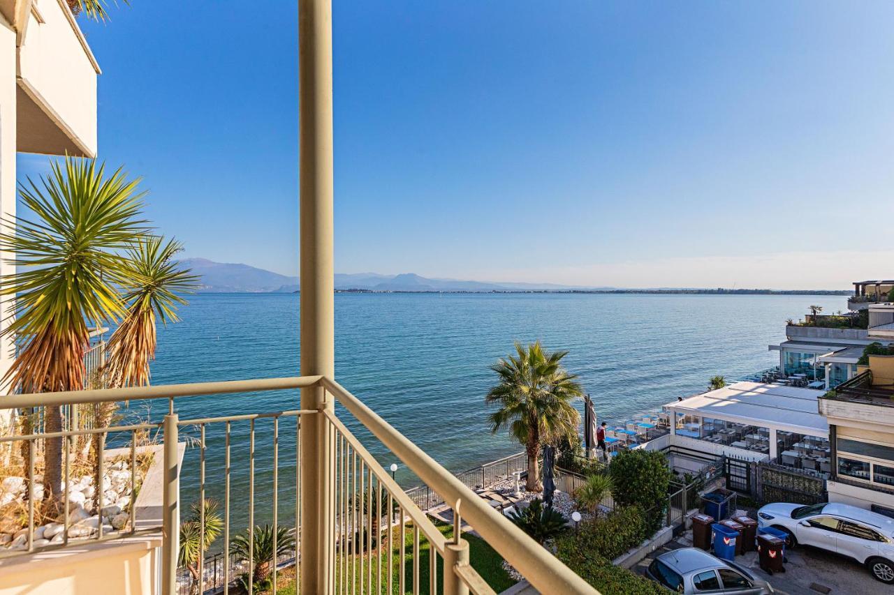 Residenza Miralago By Wonderful Italy Дезенцано-дель-Гарда Экстерьер фото