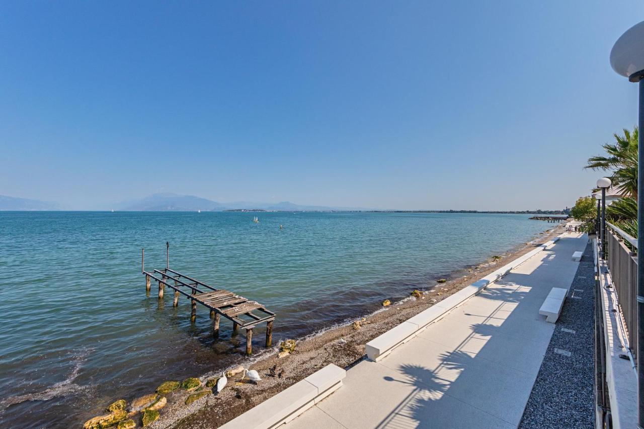 Residenza Miralago By Wonderful Italy Дезенцано-дель-Гарда Экстерьер фото